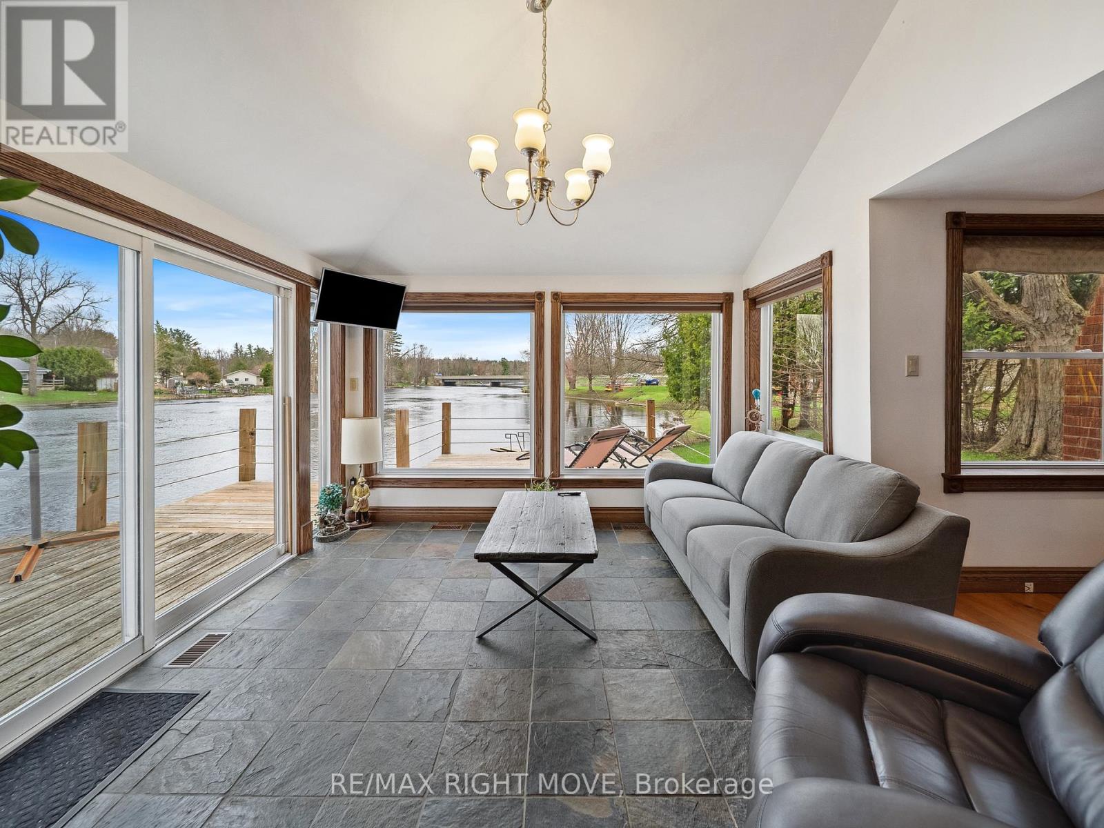 1012 COWBELL LANE - Image 13