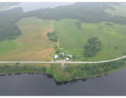 103 Ch. De Point Comfort, Gracefield, QC J0X1W0 Photo 35