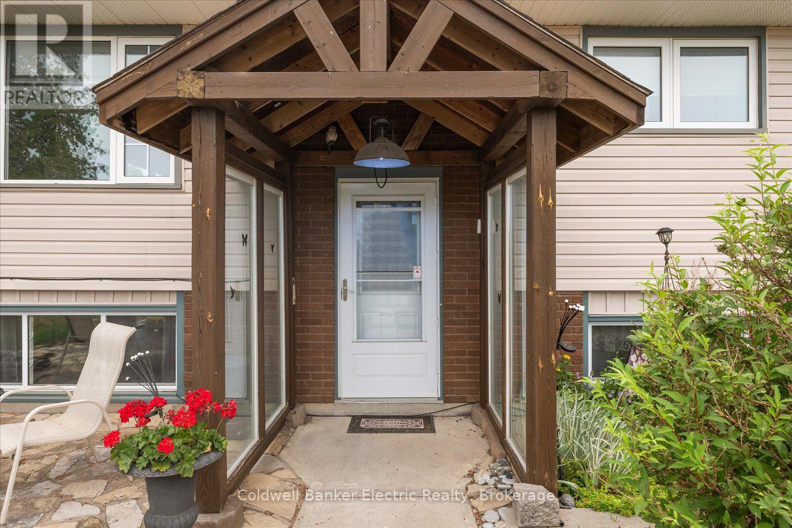 1657 4TH LINE - Image 10