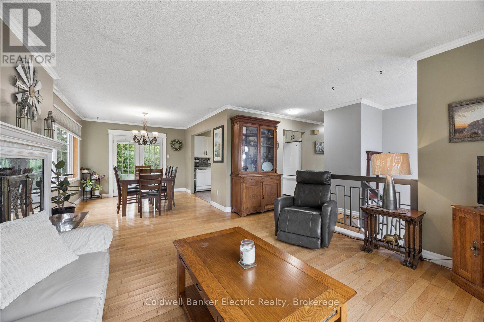 1657 4TH LINE - Image 14