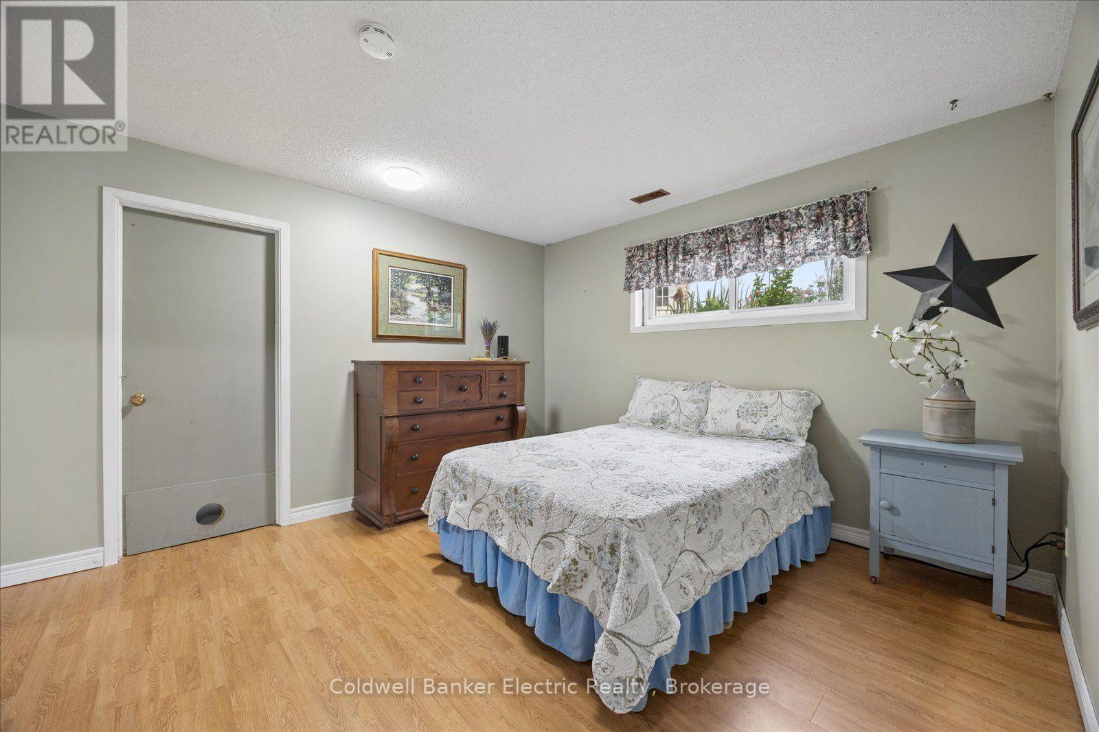 1657 4TH LINE - Image 37