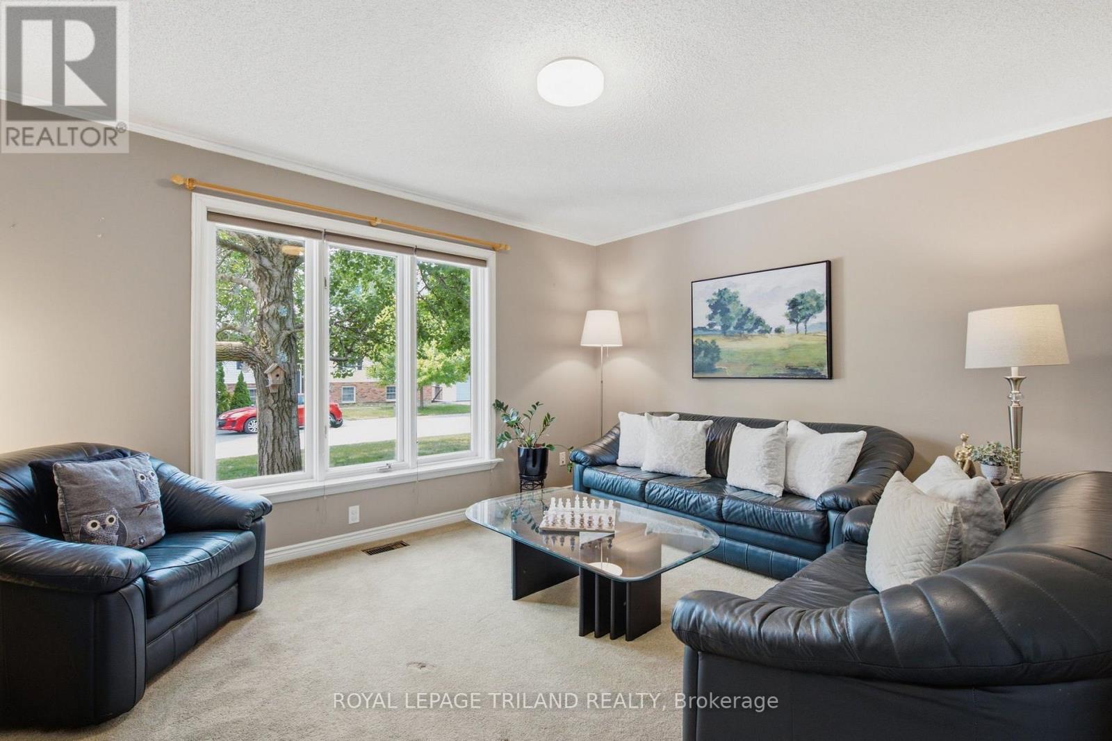 12 SHEPHERD AVENUE - Image 7