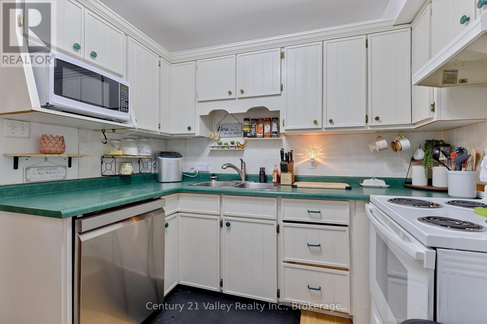 502A MACGREGOR BAY TRAIL - 20