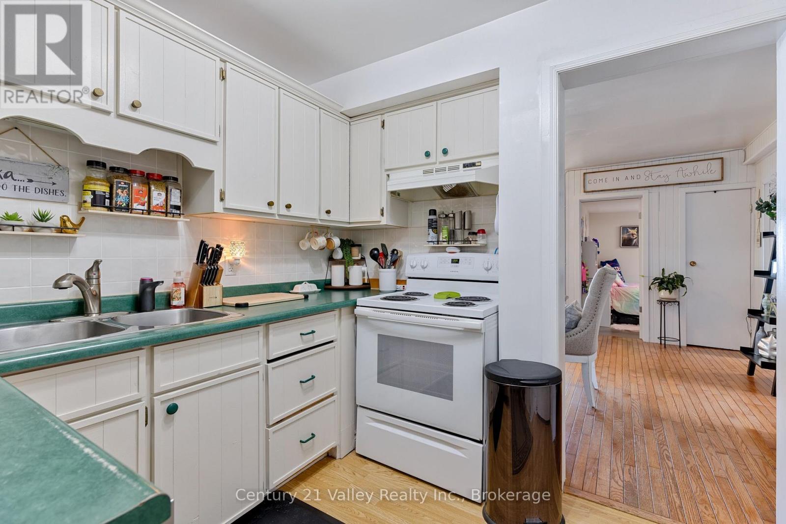 502A MACGREGOR BAY TRAIL - 21