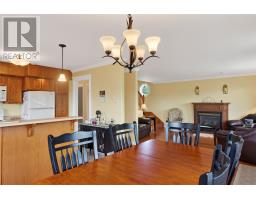114 Beach Road thumbnail 10