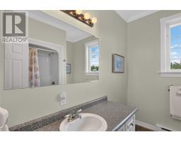 114 Beach Road thumbnail 16