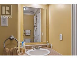 114 Beach Road thumbnail 20