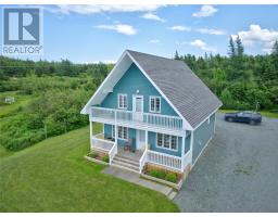 114 Beach Road thumbnail 23