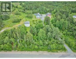 114 Beach Road thumbnail 25