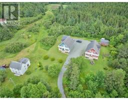 114 Beach Road thumbnail 26