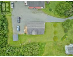 114 Beach Road thumbnail 35