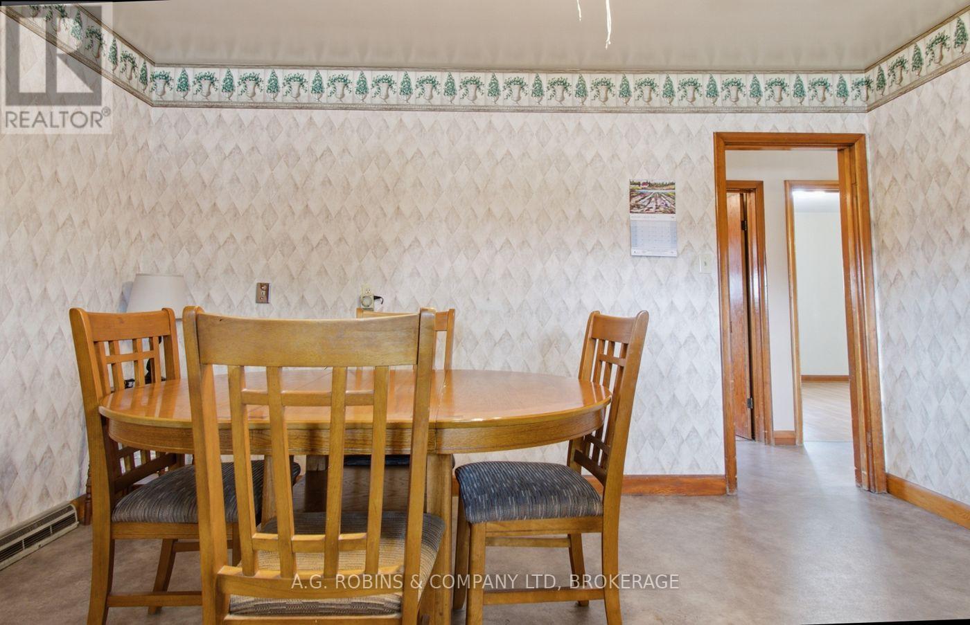 140 CLASSIC AVENUE - Image 22