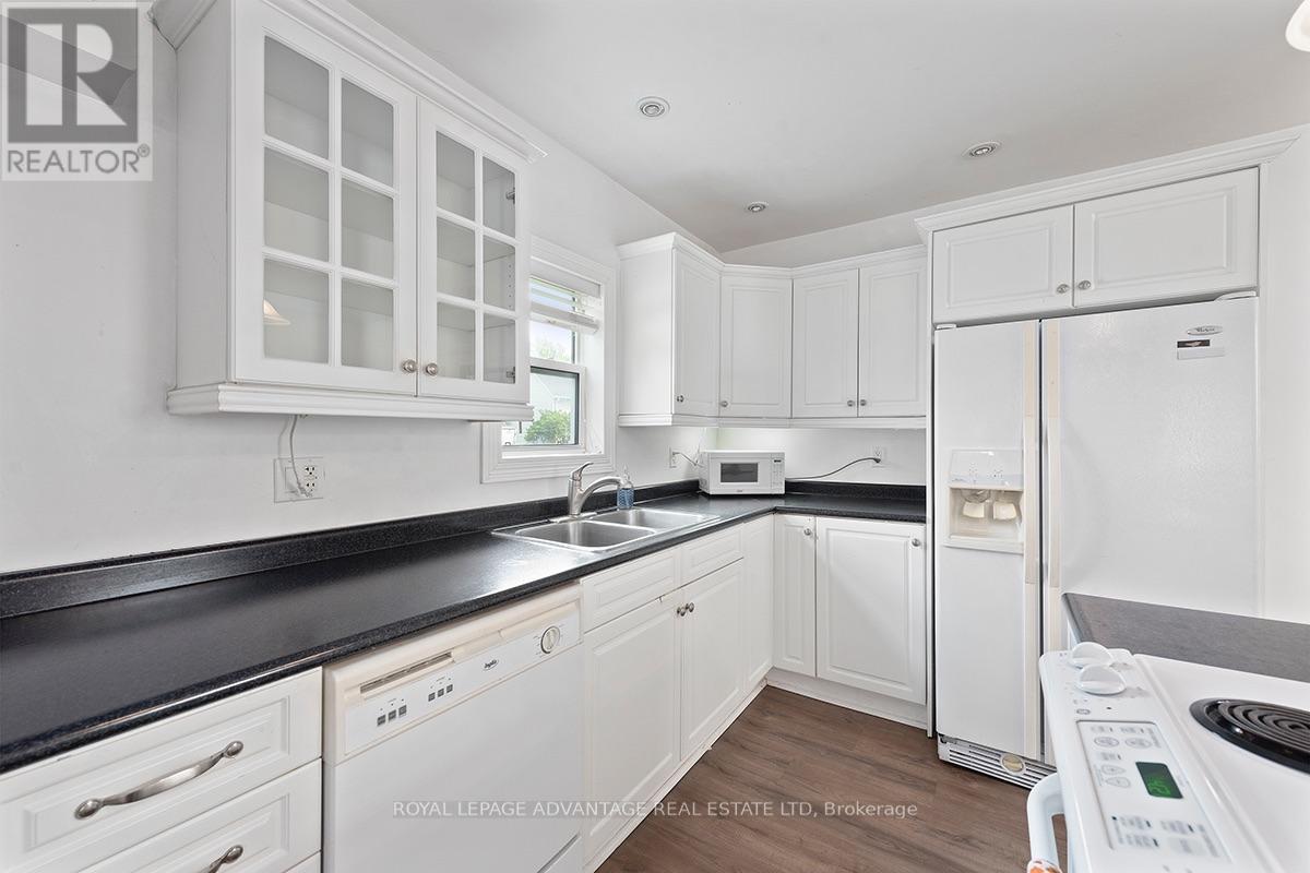 3 Bed, 2 Bath House for Sale in Perth – 86 BECKWITH STREET E, Perth – MLS# X13582478 - Image 23