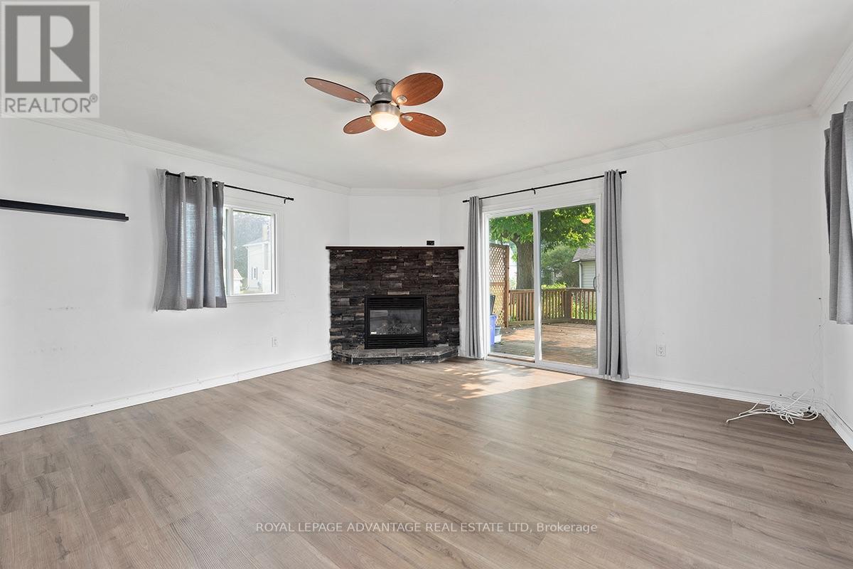 3 Bed, 2 Bath House for Sale in Perth – 86 BECKWITH STREET E, Perth – MLS# X13582478 - Image 25