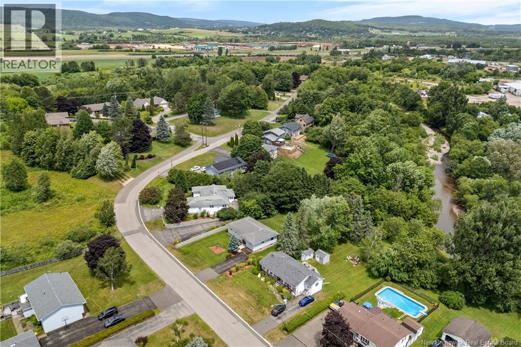 27 Maxwell Drive - Image 7