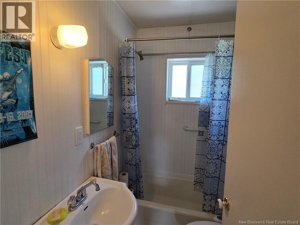 262 Queen Street - 17
