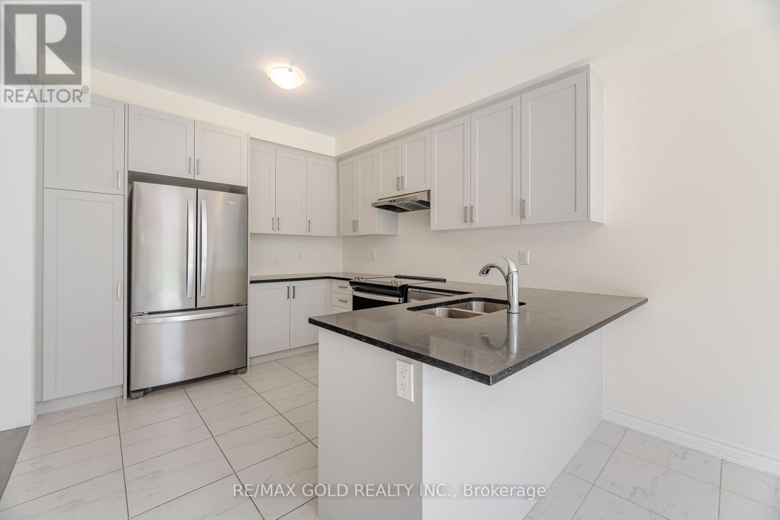 9 KENTLEDGE AVENUE - 15