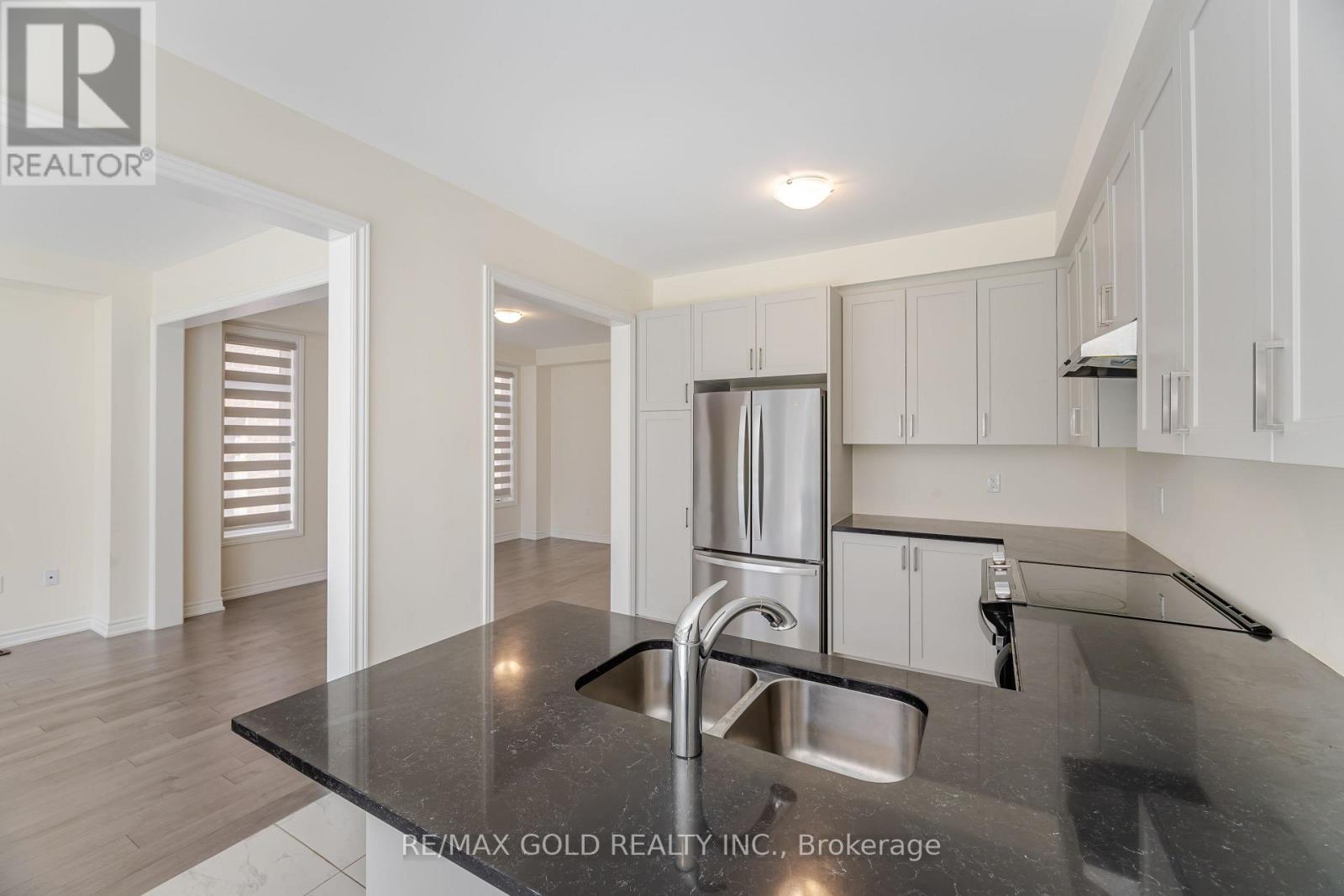 9 KENTLEDGE AVENUE - 16