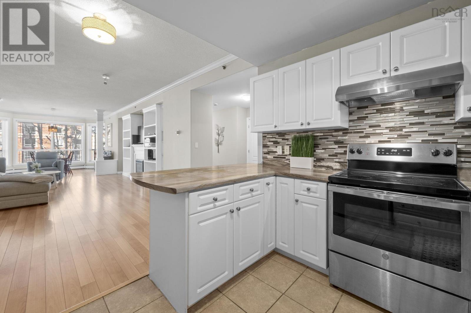 #106 78 Regency Park Drive - 15