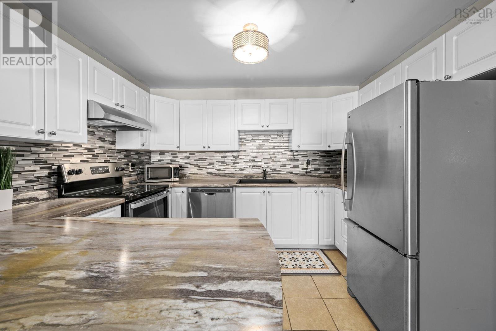 #106 78 Regency Park Drive - 12