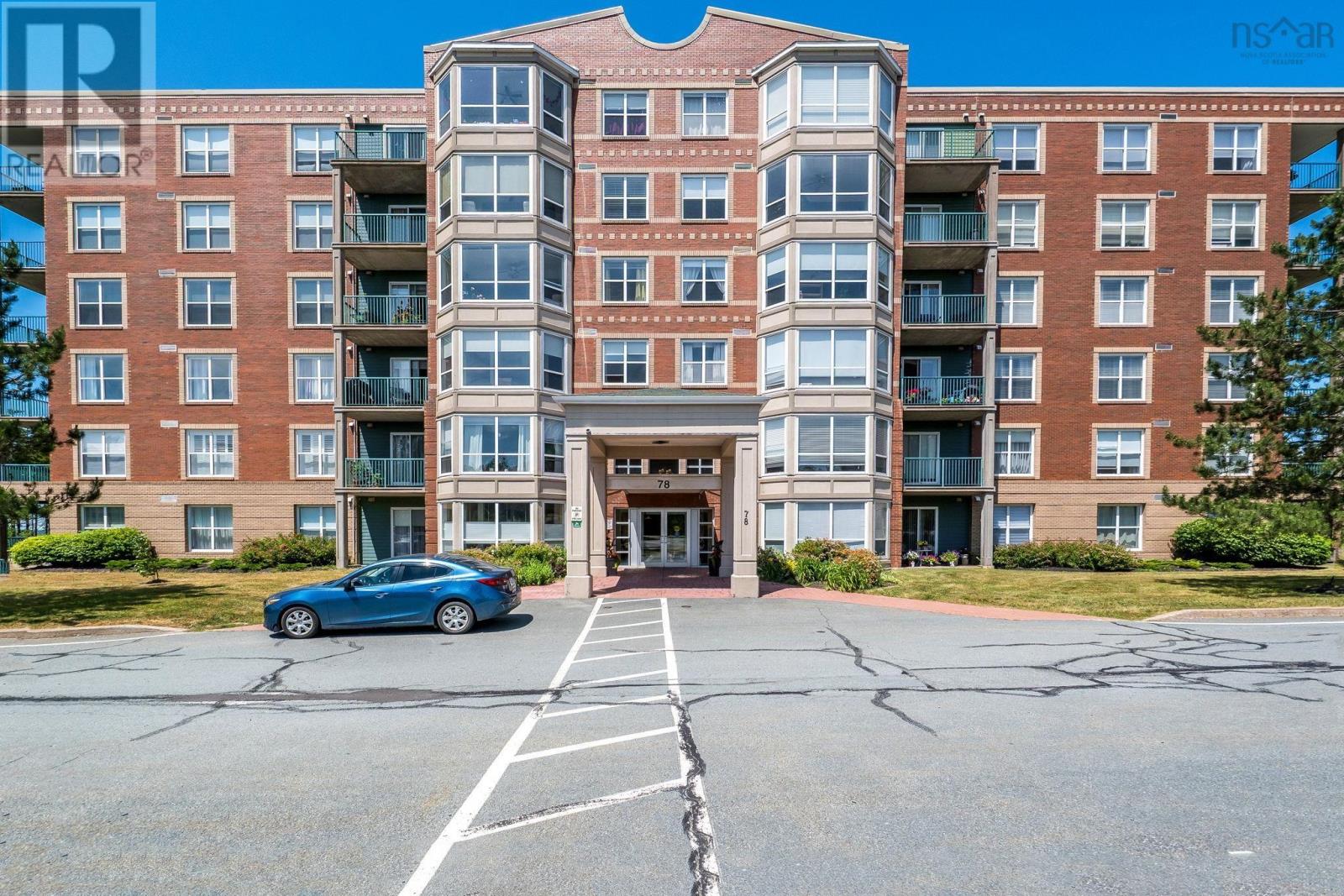 #106 78 Regency Park Drive - Image 2