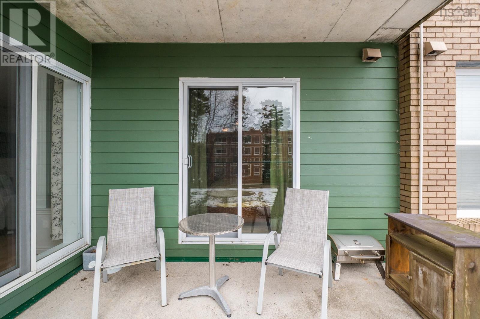 #106 78 Regency Park Drive - 41
