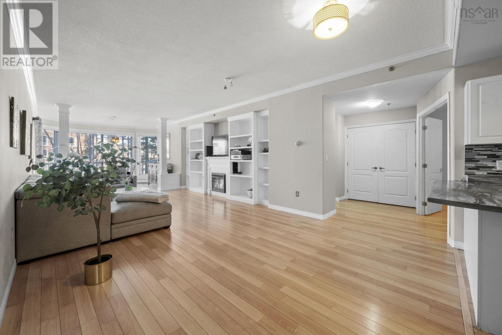 #106 78 Regency Park Drive - 6