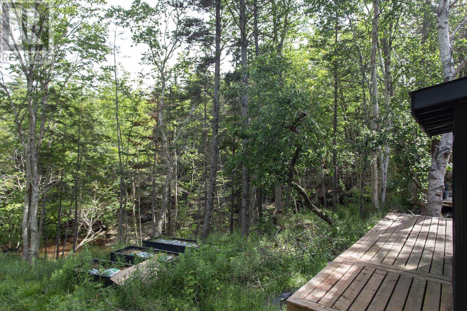 11085 Shore Road - 12