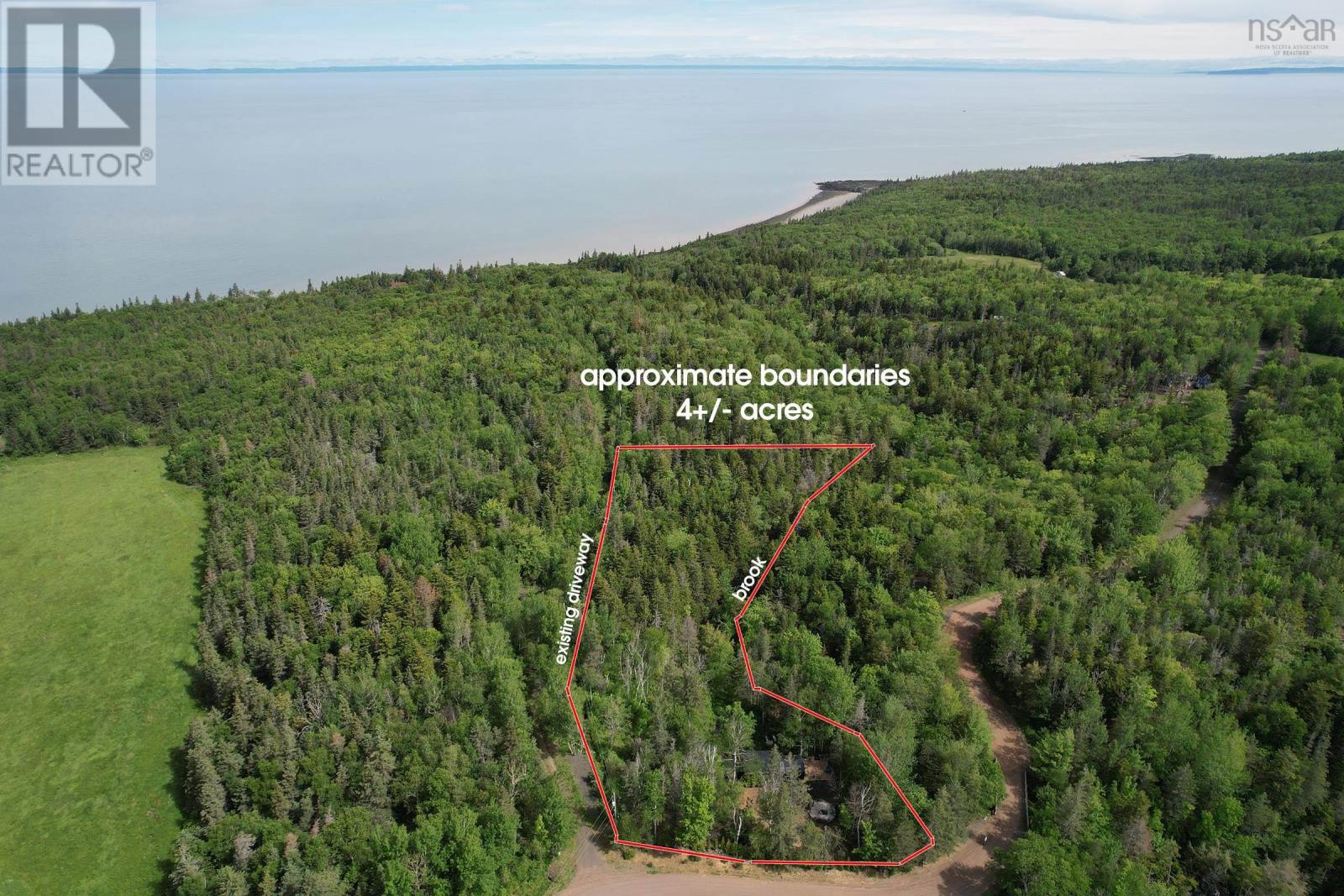 11085 Shore Road - 9