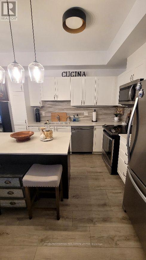#405 201 PINE GROVE ROAD - 19