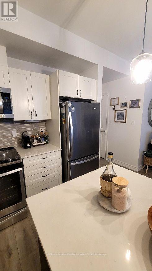 #405 201 PINE GROVE ROAD - 16