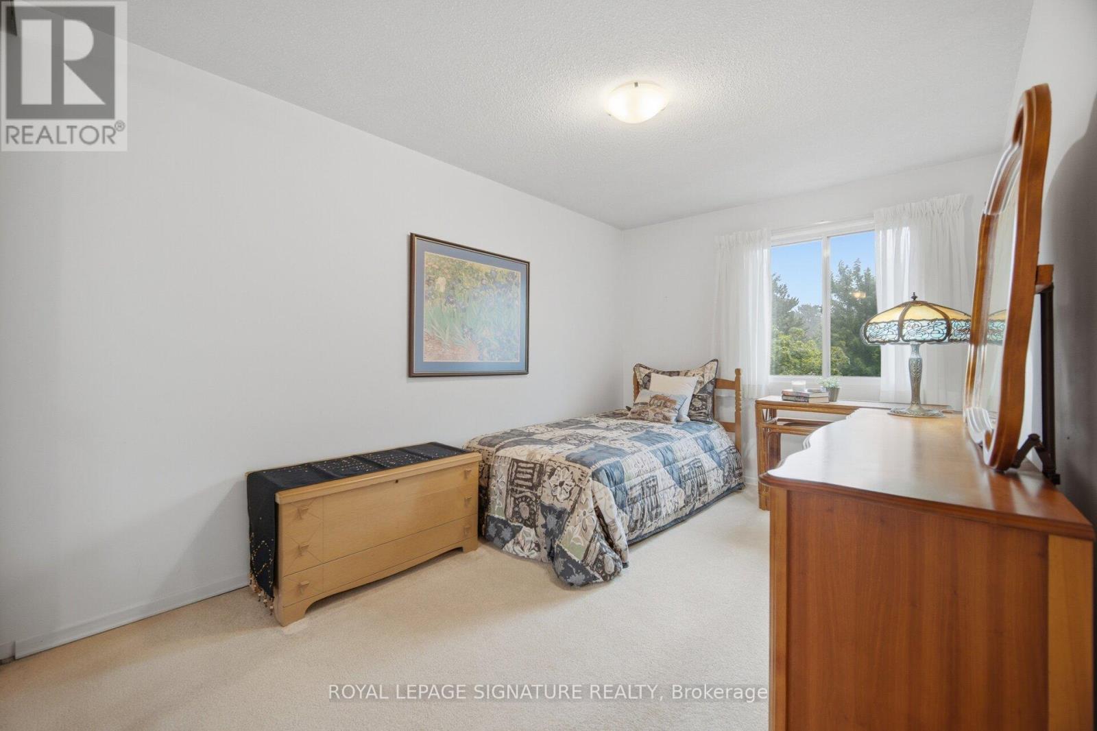 #42 4230 FIELDGATE DRIVE - 26