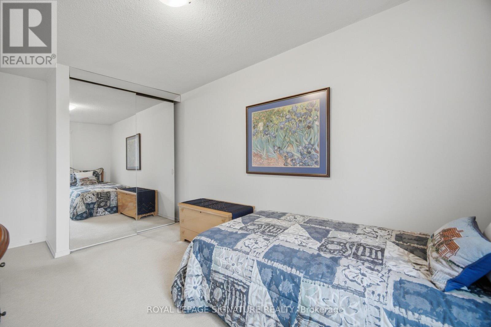 #42 4230 FIELDGATE DRIVE - 27