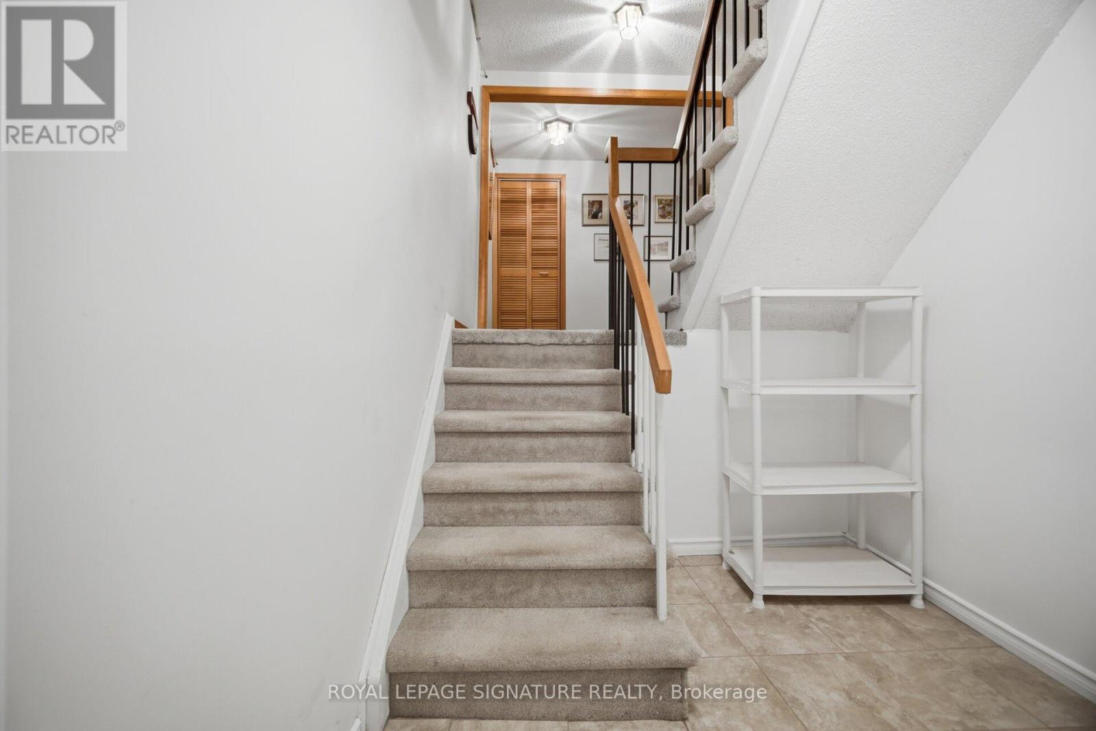 #42 4230 FIELDGATE DRIVE - Image 35