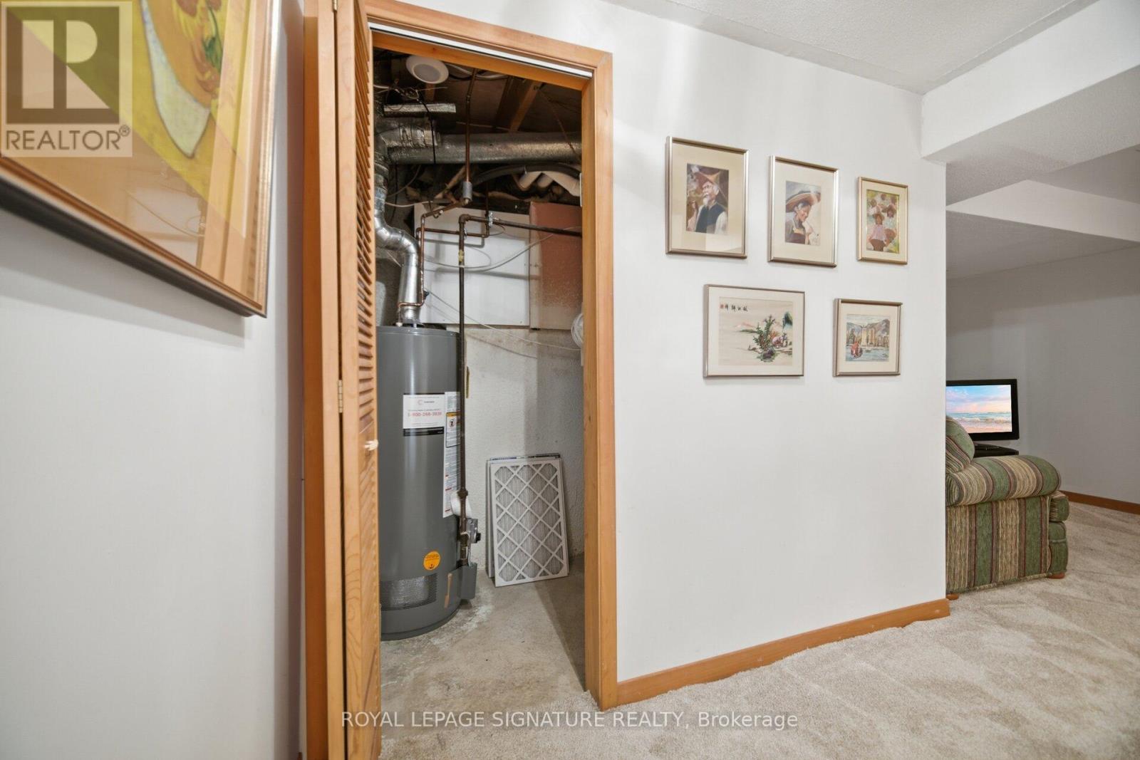 #42 4230 FIELDGATE DRIVE - 37