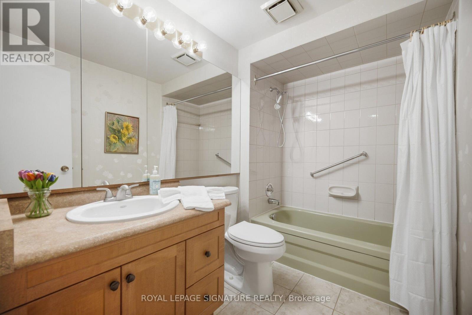 #42 4230 FIELDGATE DRIVE - Image 30