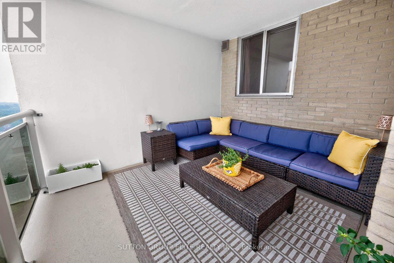 #2010 820 BURNHAMTHORPE ROAD - Image 29