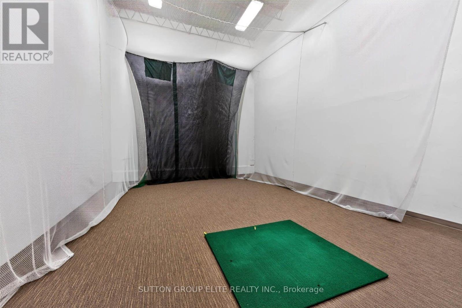 #2010 820 BURNHAMTHORPE ROAD - Image 40