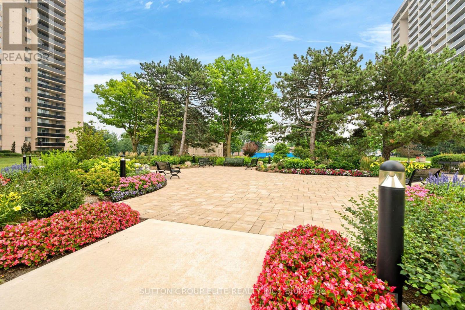 #2010 820 BURNHAMTHORPE ROAD - Image 47