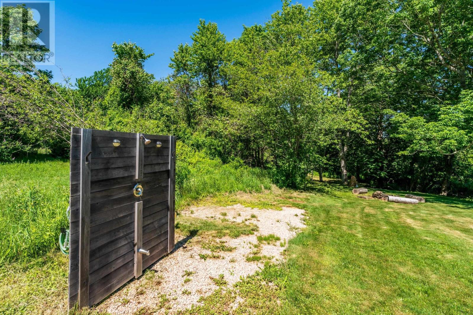 128 Lighthouse Road - 43