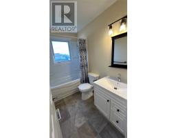 10 New Haven Lane thumbnail 11