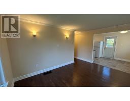 10 New Haven Lane thumbnail 9