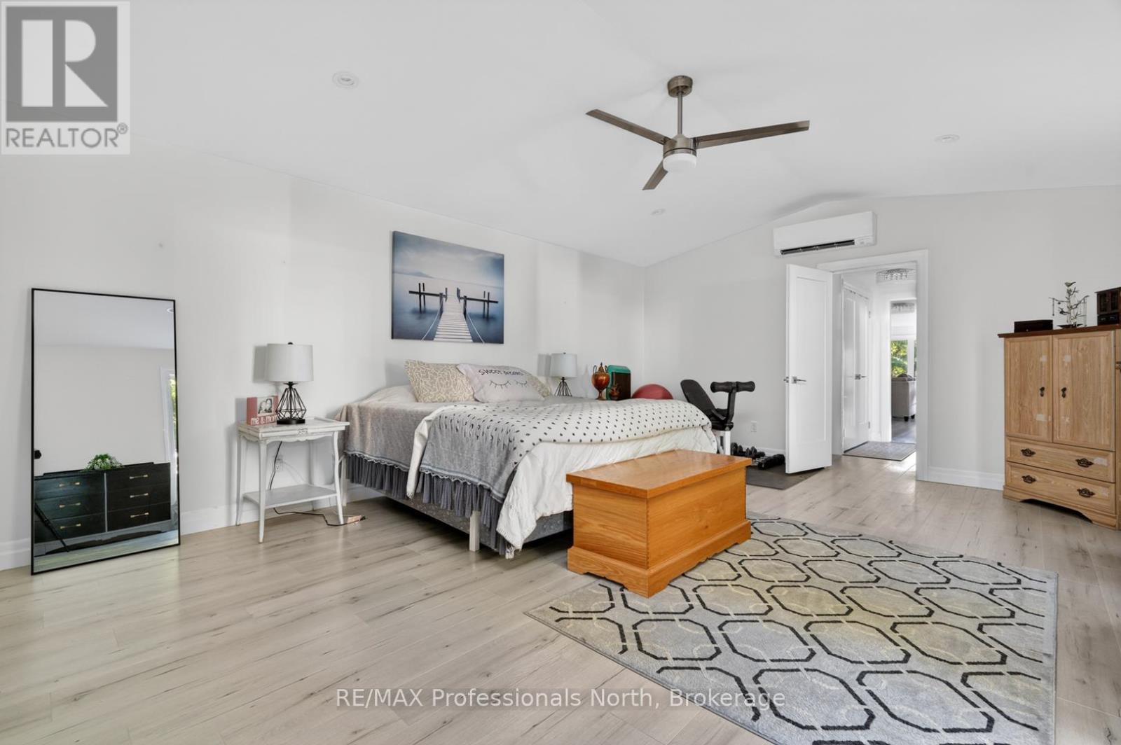 1086 PROVIDENCE DRIVE - 18
