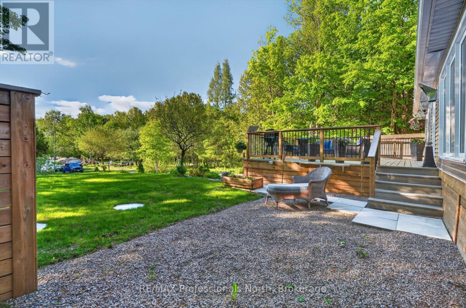 1086 PROVIDENCE DRIVE - 26