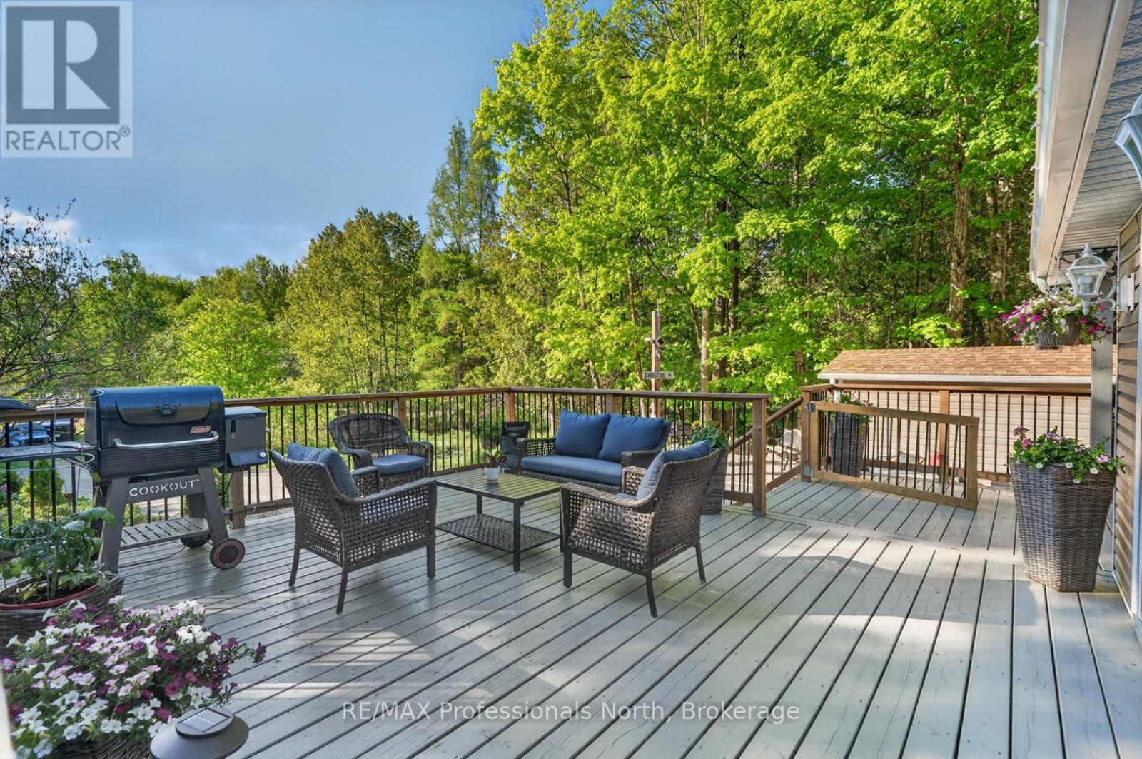 1086 PROVIDENCE DRIVE - 24