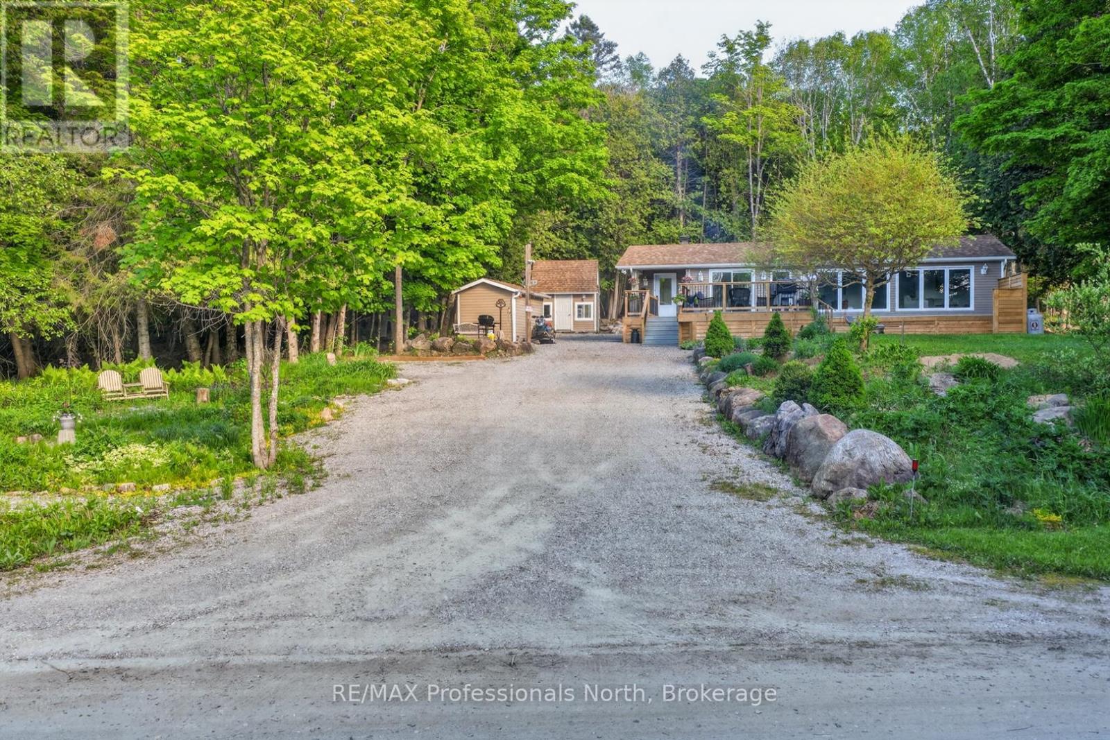1086 PROVIDENCE DRIVE - 43