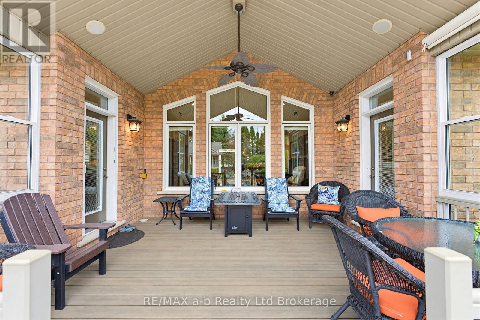 911 RIDGEWOOD DRIVE - 24