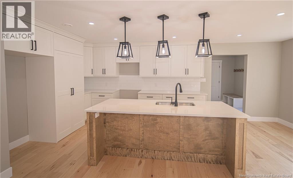 39 Laura Lane - Image 4