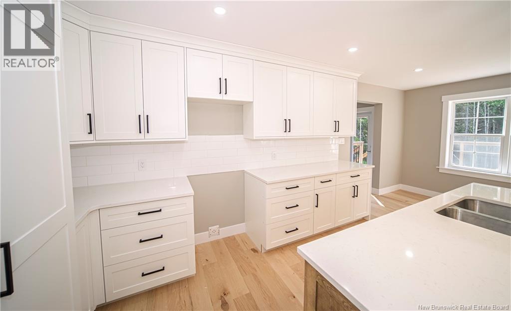 39 Laura Lane - Image 5
