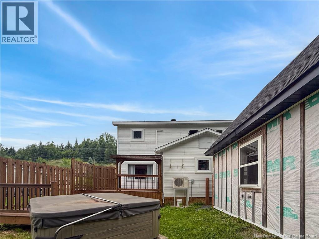 1295 Val d'Amour Road - Image 25
